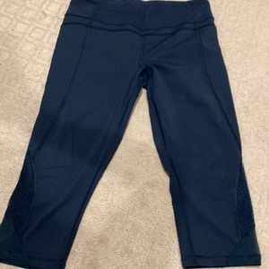 Lululemon dark teal crop leggings